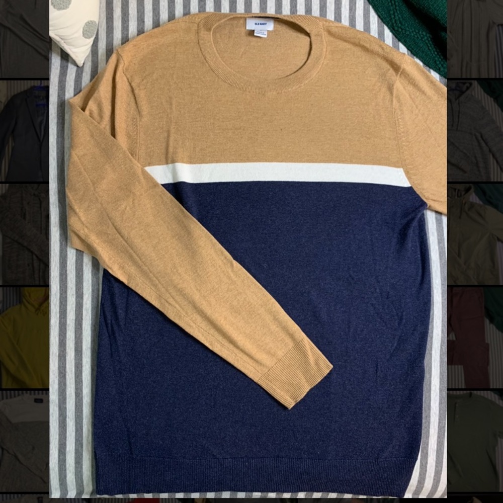 Old Navy Sweater